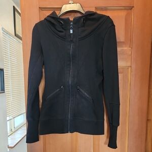 MPG Women's Classic Black Zip-Up Hoodie